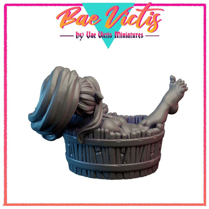 Goblin Taking a Bath Bae Victis Figurine - by Vae Victis Miniatures