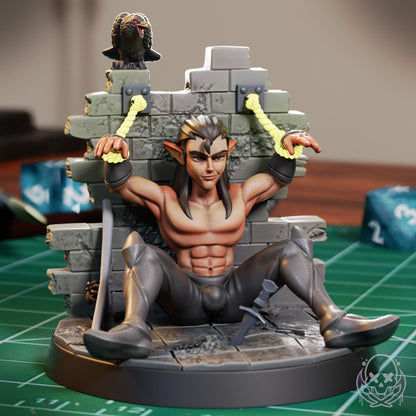 Rogue Prisoner Ven Miniature - by Jigglystix