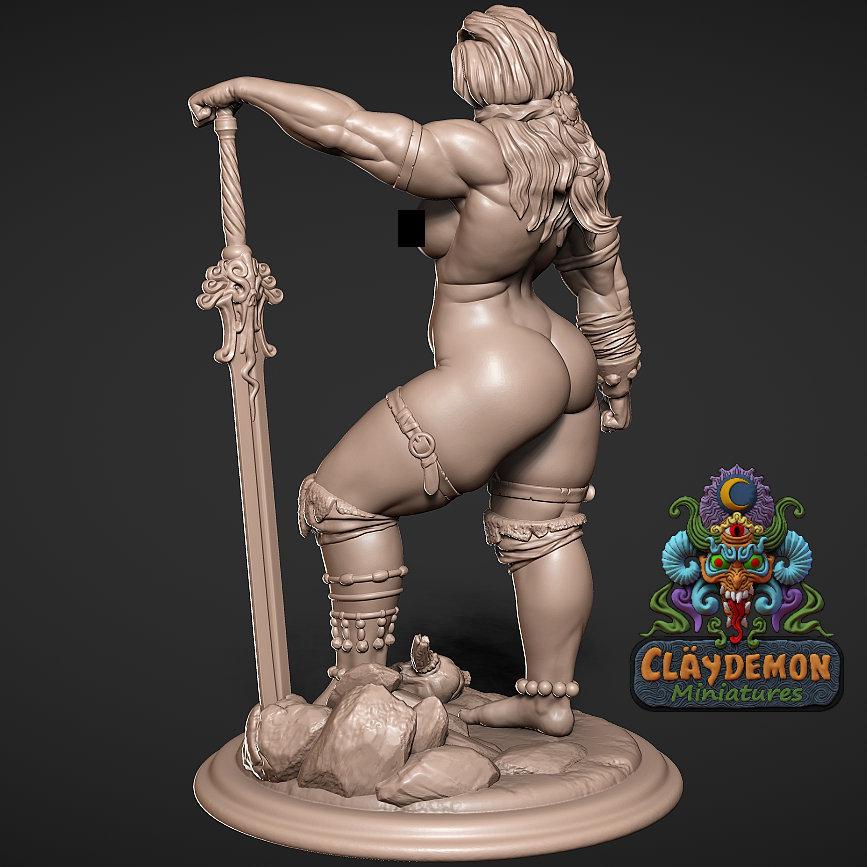 Vesta the Blooddrinker Warrior Woman Miniature - by Claydemon Miniatures