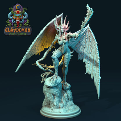 Hecca the Tormenter Miniature - by Claydemon Miniatures
