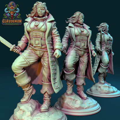 Callie the Rogue Leader Woman Miniature - by Claydemon Miniatures