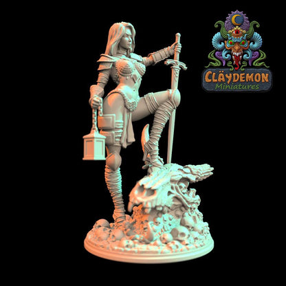 Dreeina the Dragonslayer Miniature - by Claydemon Miniatures