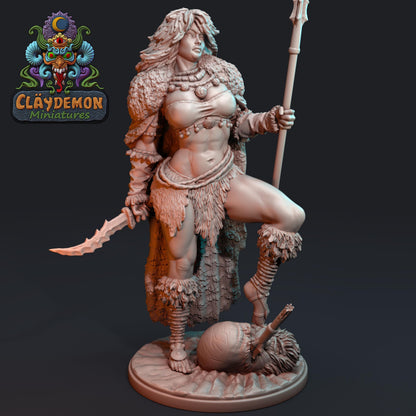 Zaora the Giantslayer Woman Miniature - by Claydemon Miniatures