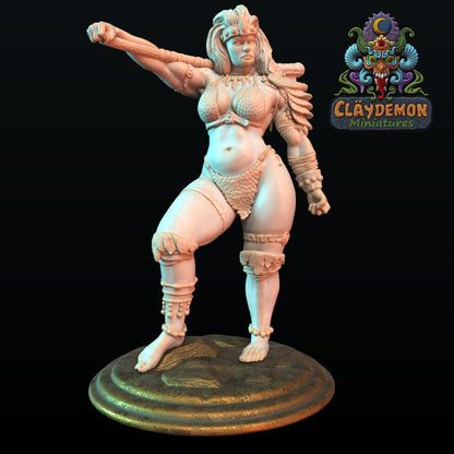 Vernina the Skullcrusher Warrior Woman Miniature - by Claydemon Miniatures