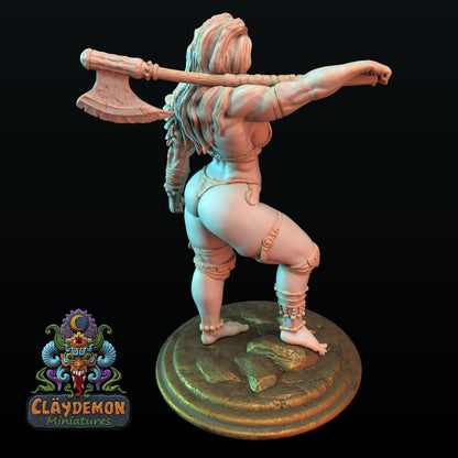 Vernina the Skullcrusher Warrior Woman Miniature - by Claydemon Miniatures