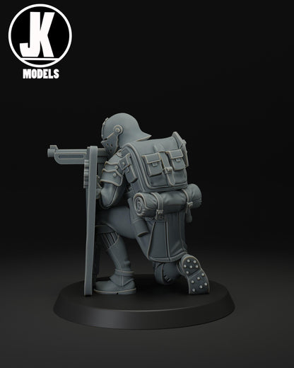 Trench Shock Trooper with shield Miniature - JK Remo Models