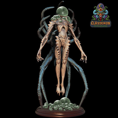 Aurelian Voidgazer Miniature - by Claydemon Miniatures