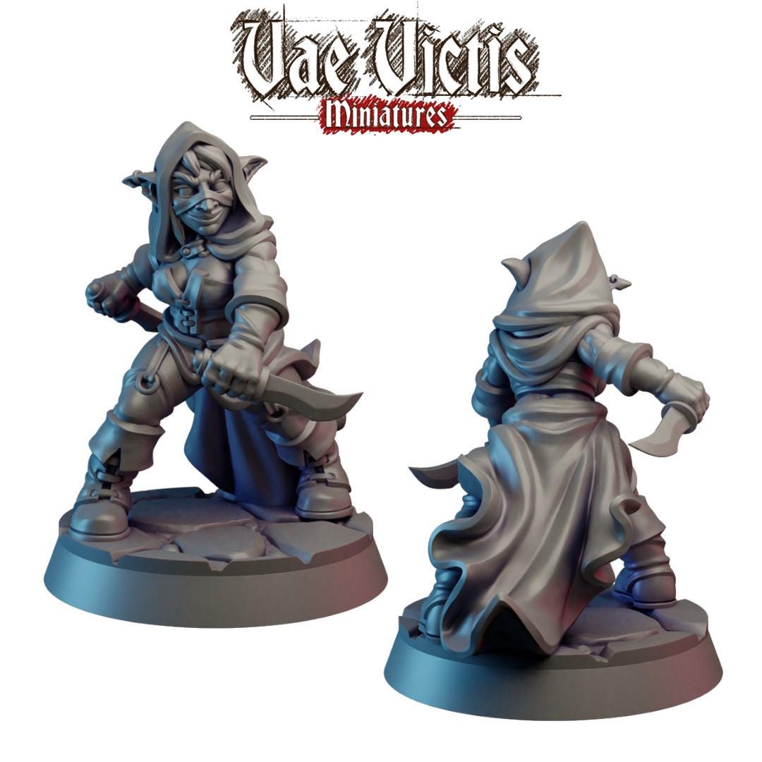 Goblin Rogue Miniature - by Vae Victis Miniatures