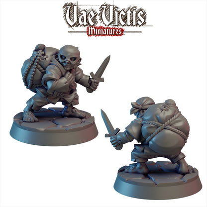 Halfling Masked Thief Miniature - by Vae Victis Miniatures