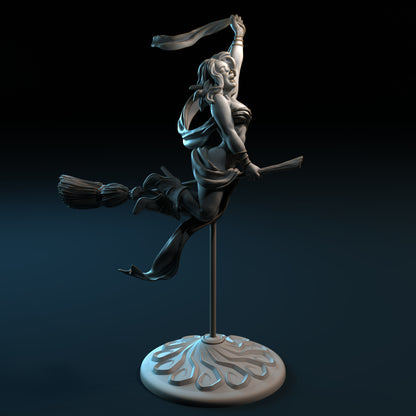 Reeya the Witch Miniature - by Claydemon Miniatures